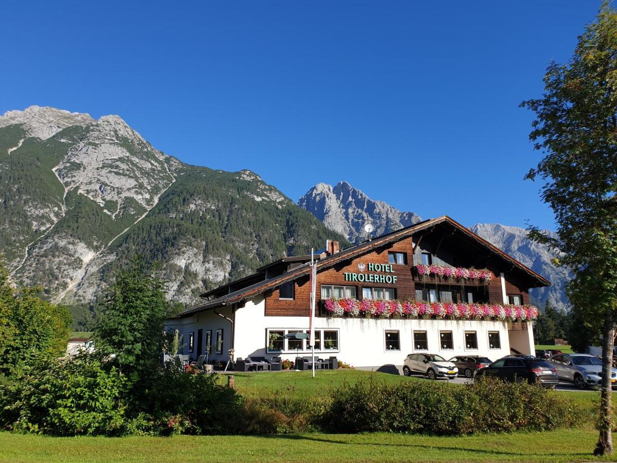 Hotel Tirolerhof Лойташ Экстерьер фото