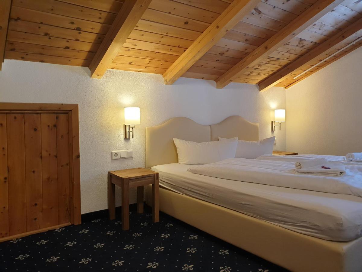 Hotel Tirolerhof Лойташ Экстерьер фото