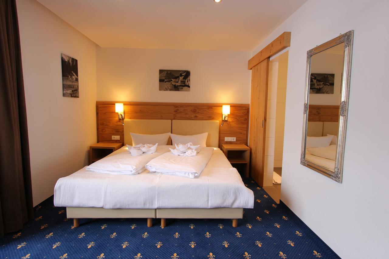 Hotel Tirolerhof Лойташ Экстерьер фото